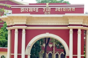 रांची के अखबार : हाइकोर्ट ने कहा सख्ती से लागू करें लाॅकडाउन नियम, नियोजन नीति पर भी मांगा जवाब, अन्य खबरें