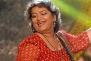 #SarojKhan हिंदी फिल्मों की दिग्गज कोरियोग्राफर सरोज खान का 71 वर्ष की उम्र में निधन