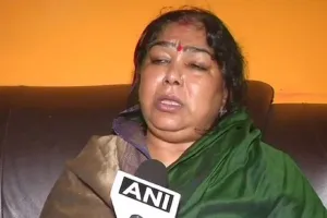 रेप आरोपी कुलदीप सिंह सेंगर की पत्नी का टिकट भाजपा ने विवाद के बाद रद्द किया