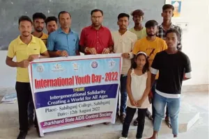 क्विज प्रतियोगिता में खुशीलाल पंडित एवं पोस्टर मेकिंग में मनीष कुमार ने मारी बाजी