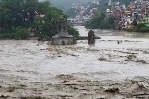 जलवायु परिवर्तन ने मानसून के मौजूदा प्रकोप जैसी चरम घटनाओं को बना दिया है सामान्य