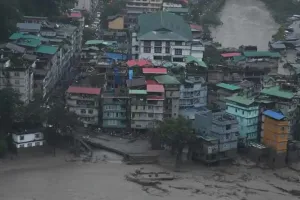 सिक्किम हादसा : जलवायु परिवर्तन की चुनौतियों के बीच ग्लेशियरों की निगरानी क्यों है जरूरी?