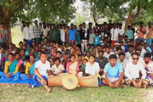 संताल काटा पोखर के विकास के लिए ग्रामीणों ने बनाया संगठन, सरकार के समक्ष कई मांगें रखने का लिया फैसला