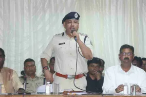 Ranchi News: दुर्गा पूजा में प्रशासन मुस्तैद, SSP बोले- सामाजिक सौहार्द बिगाड़ने वालों को बख्शा नहीं जाएगा