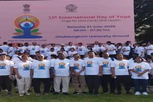 Ranchi News: एसबीयू के शिक्षकों एवं छात्रों ने थाईलैंड में मनाया योग दिवस 