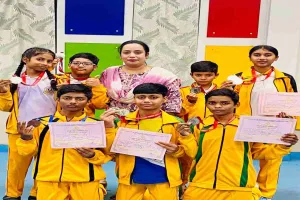 Jamshedpur News: गुलमोहर स्कूल, में रीजनल लेवल CISCE योगा प्रतियोगिता आयोजित