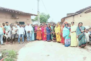 Giridih News: पीएम आवास, अबुवा अवास एवं वृद्धा पेंशन योजना से वंचित हैं कई गरीब परिवार 