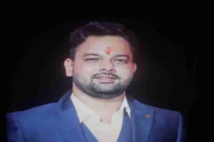 Good News: दिल्ली के लाल किले में स्वतंत्रता दिवस के झंडोत्तोलन समारोह में विशेष अतिथि के रूप में शामिल होंगे मुखिया नवीन वर्मा