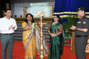 Ranchi News: डीपीएस में कक्षा दसवीं के मेधावी छात्र सम्मानित