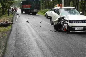 Hazaribagh News: टाटीझरिया में सड़क दुर्घटना, एक की मौत दूसरा घायल