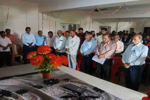 Hazaribagh News: कर्णपुरा महाविद्यालय में शोकसभा का आयोजन, दिशोमगुरु को दी श्रद्धांजलि 