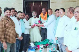 Koderma News: तेली-साहू समाज के जिला महामंत्री वीरेंद्र कुमार साहू राजद में शामिल