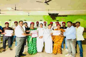 Hazaribagh News: ओम शांति ब्रह्माकुमारीज के समाज सेवा प्रभाग द्वारा मार्खम कॉलेज में लगाया गया रक्तदान शिविर