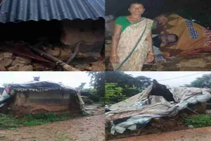 लगातार बारिश से पूर्वी सिंहभूम में कच्चे मकान धराशायी, परिवार बेघर