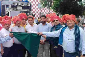 Koderma News: कलश यात्रा के साथ चार दिवसीय भादी महोत्सव शुरू 