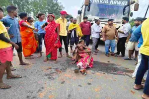 Giridih News: खिजुरी में जमीन विवाद को लेकर दो पक्षों में हुई हिंसक झड़प, लगभग 7 लोग घायल 