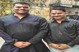 Hazaribagh News: जन्मभूमि के प्रति कर्तव्य का कर रहें हैं निर्वहन, समाजसेवा के क्षेत्र में बढ़ रहा है नाम