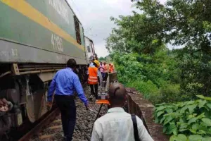 गिरिडीह में चलती मालगाड़ी का खुला चक्का, टला बड़ा हादसा 
