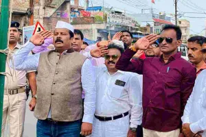 Hazaribagh News: विधायक प्रदीप प्रसाद ने 79वें स्वतंत्रता दिवस पर किया ध्वजारोहण, वीर शहीदों को नमन