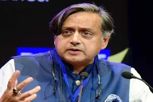Shashi Tharoor vs Congress: पीएम-सीएम हटाने वाले बिल पर पार्टी में मतभेद