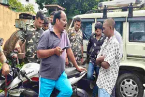 Hazaribagh News: सड़क पर भीड़ के लिए गिनती हैं, लेकिन अपने घर-परिवार के लिए पूरी दुनिया हैं: प्रदीप प्रसाद