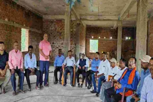 Giridih News: स्व महेंद्र प्रसाद वर्मा ट्रस्ट ने बैठक कर पुण्य तिथि मानने का लिया निर्णय