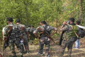 Chaibasa News: मुठभेड़ में 10 लाख का इनामी नक्सली ढेर