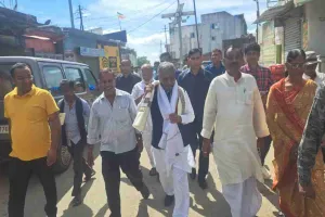 Koderma News: बाबूलाल मरांडी पहुंचे मरकच्चो, कार्यकर्ताओं ने रखी समस्याएं 