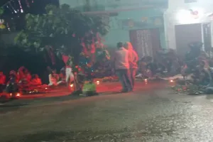 Hazaribagh News: रात भर मांदर की थाप पर गूंजता रहा बड़कागांव करमा पूजा संपन्न, आज होगा विसर्जन  