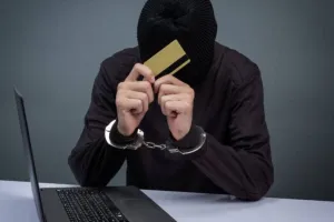 Digital Arrest Scam: 78 वर्षीय रिटायर्ड बैंक अधिकारी से 23 करोड़ की ठगी, जानें साइबर फ्रॉड से बचने के उपाय