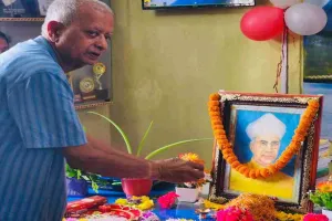 मंजुला शर्मा मेमोरियल एकेडमी में मनाई गई डॉ. राधाकृष्णन जयंती, शिक्षकों को किया गया सम्मानित