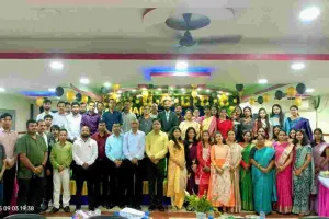 Koderma news: मॉडर्न पब्लिक स्कूल में शिक्षक दिवस का धूमधाम से आयोजन