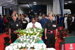 राज्यपाल संतोष गंगवार एवं मुख्यमंत्री हेमन्त सोरेन ने शहीद अग्निवीर नीरज कुमार चौधरी को दी भावपूर्ण श्रद्धांजलि