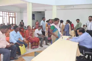 Simdega News: समाहरणालय में जनता दरबार का आयोजन