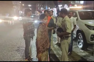 साधु बने ठगों ने महिला को झांसे में लेकर डेढ़ लाख के गहने और नकद उड़ाए