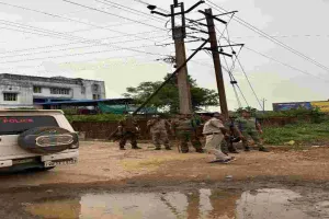 बंगाल पुलिस ने सुदेश महतो को कोटशिला में पीड़ितों से मिलने से रोका 