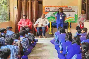 Koderma News: मंजुला शर्मा मेमोरियल अकादमी में धूमधाम से मनाई गयी राष्ट्रकवि रामधारी सिंह दिनकर जयंती 