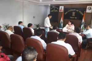 Simdega News: कंचन सिंह की अध्यक्षता में जिला सड़क सुरक्षा समिति की बैठक 