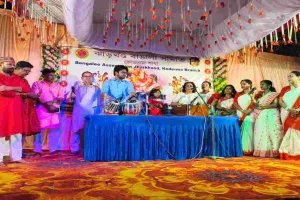 बंगाली एसोसिएशन ने रविंद्र भवन में मनाया विजोया सम्मेलन 