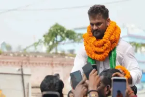 Bihar Election 2025: खेसारी के लिए क्या है चुनौतियां, क्या जातीय कैलकुलेटर में फंस सकता है स्टारडम ?