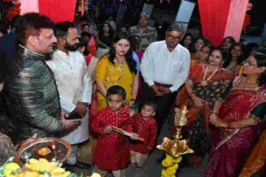 Koderma News: मॉडर्न पब्लिक स्कूल में दीपोत्सव का भव्य आयोजन