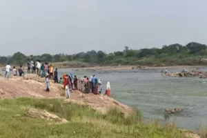 Chaibasa News: संगम नदी में डूबे कुणाल का शव चौथे दिन बरामद