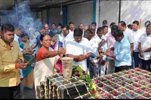 Chaibasa News: देवेंद्र माझी को सांसद आवासीय परिसर में दी गई श्रद्धांजलि