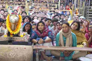 भगवान महाकालेश्वर का भारतीय महिला क्रिकेट टीम ने किया दर्शन