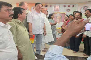 कांग्रेस के तत्वावधान में पूर्व सांसद स्व. ज्ञानरंजन की 81वीं जयंती कांग्रेस भवन में मनाई गई