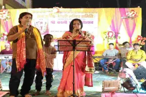 Koderma News: रेलवे स्टेशन काली मंदिर में भव्य जागरण व भंडारा का आयोजन