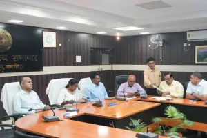 घाटशिला उपचुनाव: माइक्रो ऑब्जर्वर का प्रथम रेंडमाइजेशन संपन्न, 36 पर्यवेक्षक होंगे तैनात