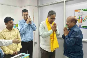 Koderma News: गौशाला समिति ने कोडरमा थर्मल पॉवर प्लांट के पदाधिकारियों को दिया आमंत्रण