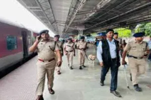 आरपीएफ ने लोहरदगा रेलवे स्टेशन पर चलाया सघन जांच अभियान