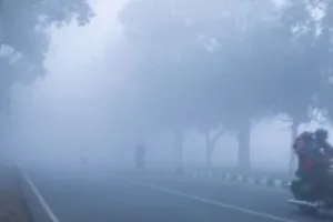 खूंटी जिले में बढ़ी ठंड की मार, प्रशासनिक उदासीनता से गरीब बेहाल